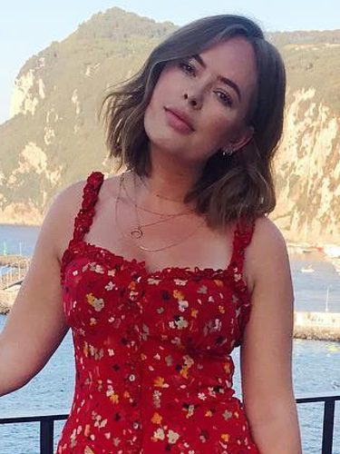 Tanya Burr es famosas por sus consejos sobre moda, viajes y alimentación