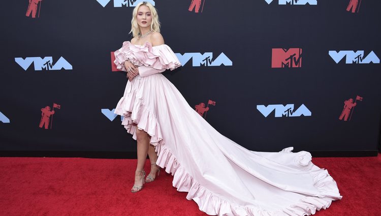 Zara Larsson y el estilo más romántico de Giambattista Valli