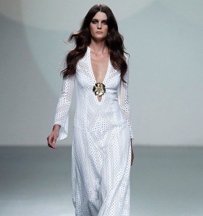 Teresa Helbig apuesta por un verano al estilo hippie chic en su desfile primavera/verano 2014 en Madrid Fashion Week