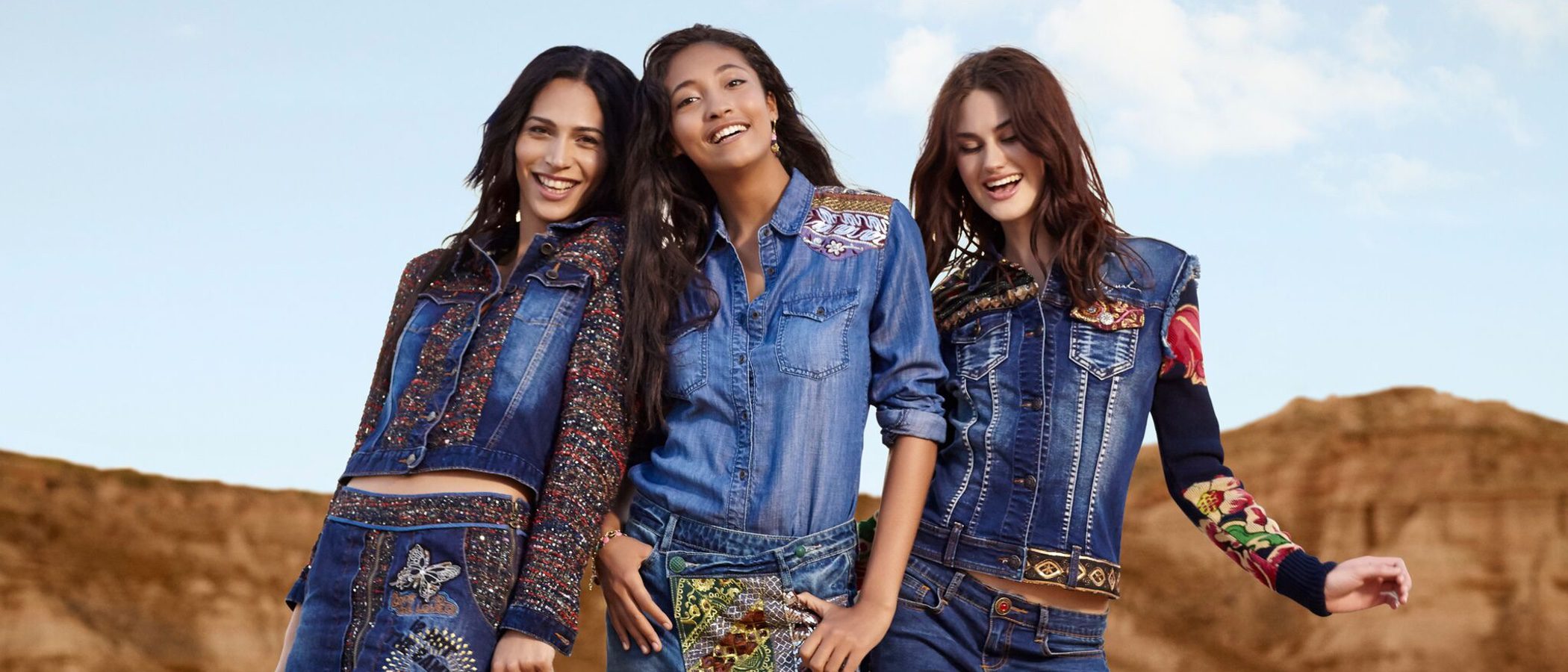 Desigual añade más bordados y nuevos patrones a 'Exotic Jeans' para otoño/invierno 2016/2017