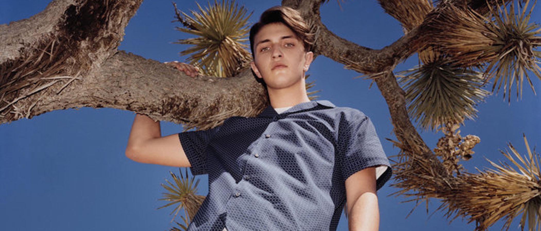 Anwar Hadid sigue los pasos de sus hermanas con la nueva campaña primavera/verano 2017 de Hugo Boss