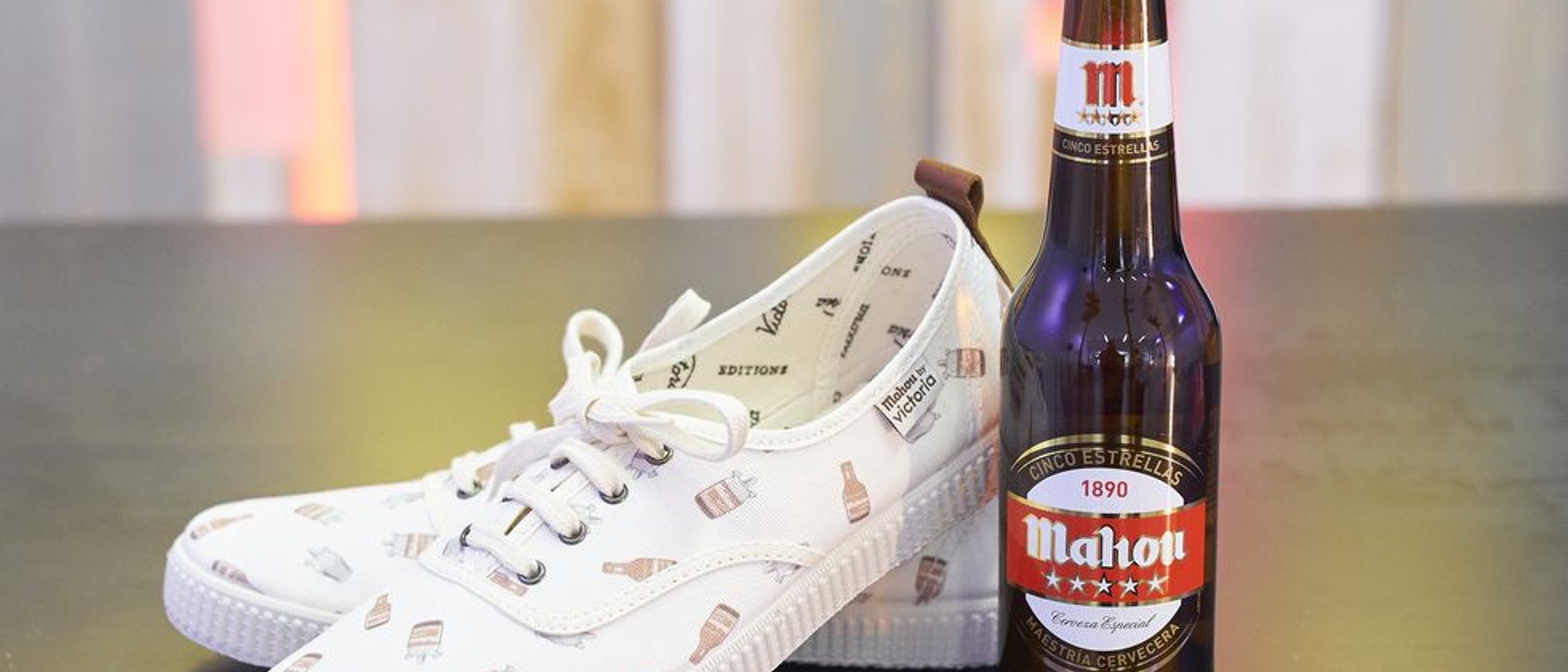 Victoria se alía con Mahou para crear su zapatilla más exclusiva