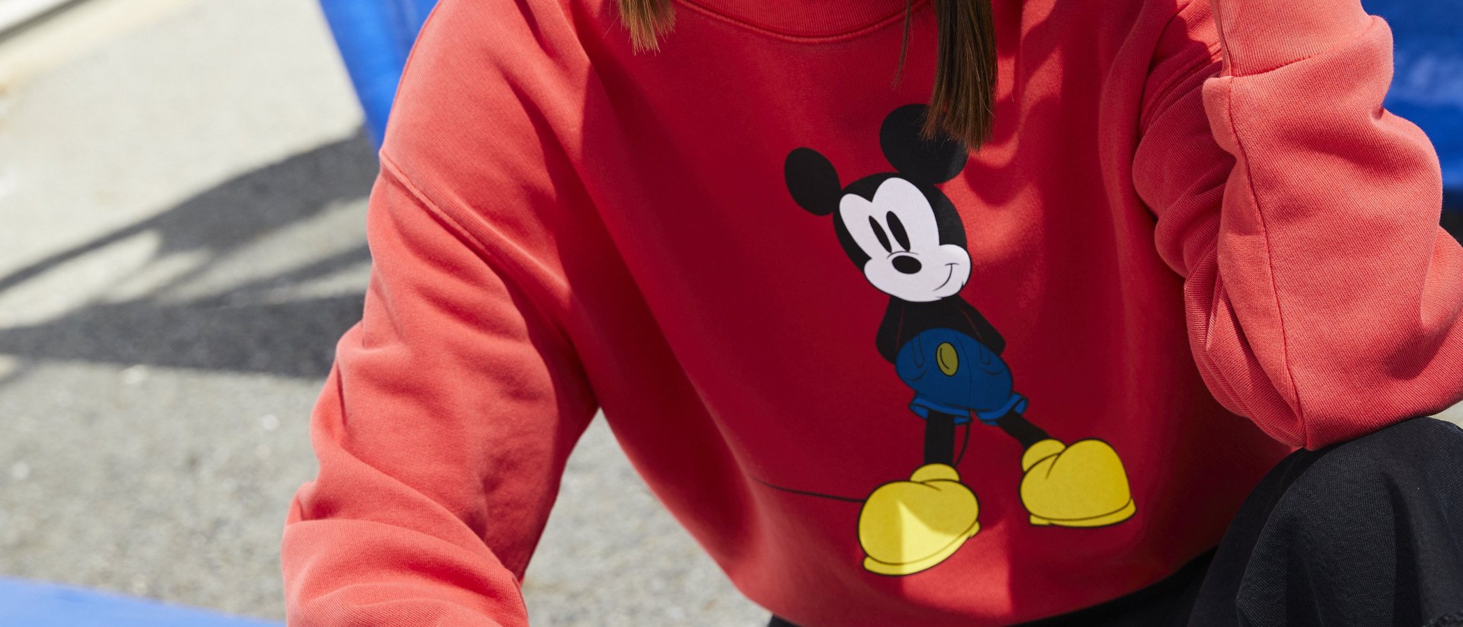 La moda se rinde a la magia de Mickey Mouse en su 90 aniversario