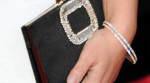 El 'must have' de las celebrities en las alfombras rojas: el 'clutch' de Roger Vivier