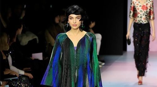 Inspiración mediterránea y colores vibrantes revolucionan París en el desfile de Alta Costura de Armani Privé