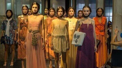 Pilar Dalbat traslada Venecia y el arte de Mariano Fortuny a la MBFW Madrid con su colección primavera/verano 2022