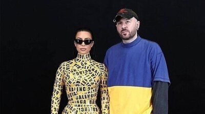 Demna Gvasalia revive su traumática experiencia como refugiado con un duro homenaje a Ucrania en su desfiles de Balenciaga