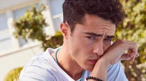 Victoria's Secret presenta a su primer 'ángel' masculino: Darren Barnet