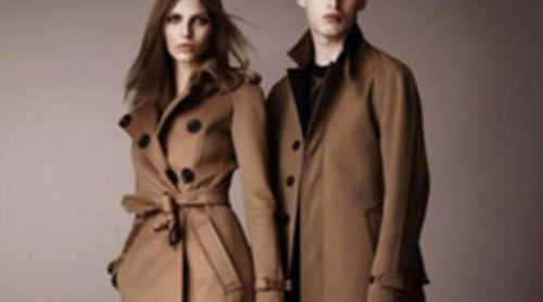 Burberry apuesta por la geometría en su colección pre-fall 2013