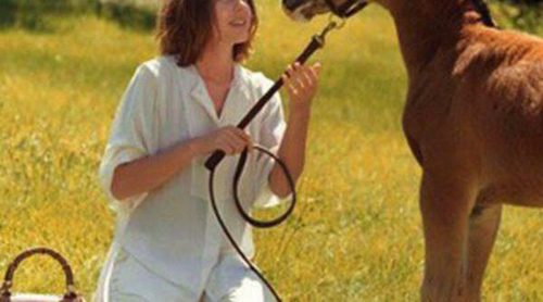 Carlota Casiraghi muestra su lado más tierno y campestre en una nueva campaña como imagen de Gucci