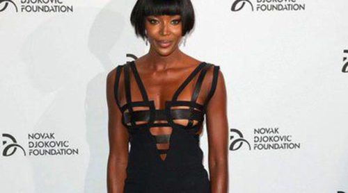 Naomi Campbell confiesa haberse sometido a duras dietas para su último desfile con Versace