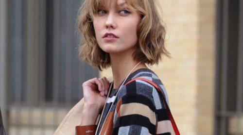 Karlie Kloss posa muy casual en Nueva York para la nueva campaña de Coach