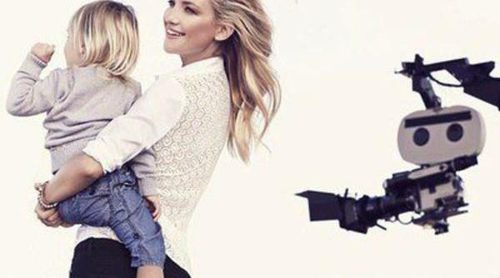 Kate Hudson posa junto a sus hijos para la nueva campaña de publicidad de Ann Taylor