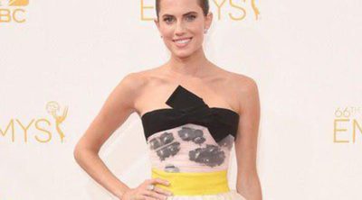 Allison Williams, Taylor Schilling y Sofía Vergara deslumbran en la alfombra roja de los Premios Emmy 2014