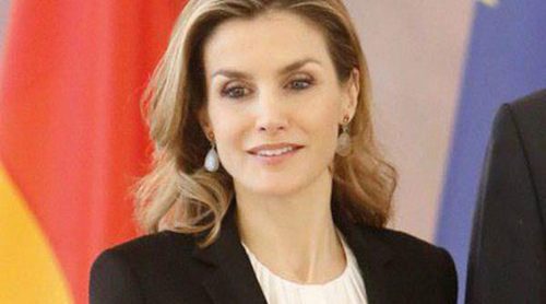 Rojo, blanco y negro: el trío ganador con el que la Reina Letizia visitó Alemania