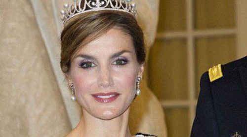 La Reina Letizia y Máxima de Holanda: el glamour del 75 cumpleaños de Margarita de Dinamarca