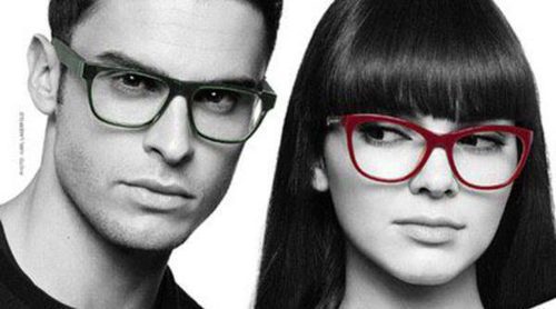 Baptiste Giabiconi acompaña a Kendall Jenner en su segundo trabajo para Karl Lagerfeld