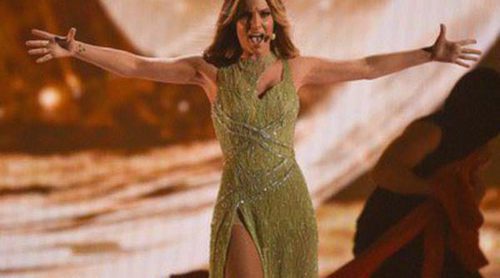 De color verde y con transparencias: el estilismo de Edurne en Eurovisión