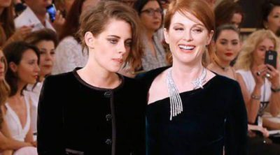 Kristen Stewart, Rita Ora y Julianne Moore juegan en el casino de la Alta Costura de Chanel