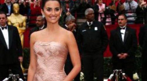 El paso de Penélope Cruz por la alfombra roja de los Oscar