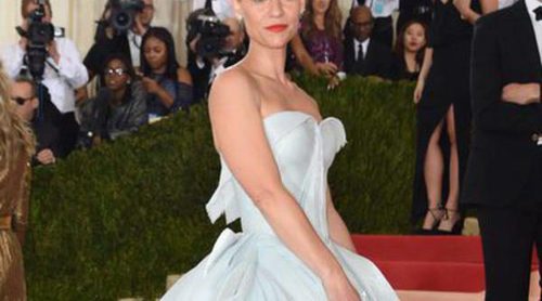 Entre brujas y princesas: Katy Perry, la peor vestida del MET 2016 vs. el exitoso vestido de Claire Danes