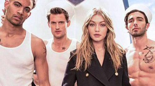 Gigi Hadid conquista el verano con la nueva colección cápsula navy de Tommy Hilfiger