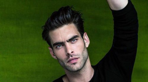 Jon Kortajarena, Olivia Palermo y Naomi Watts se unen a la moda solidaria de Bulgari