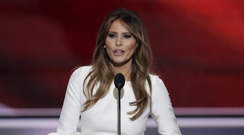 Habemus influencer: El vestido de Melania Trump se agota en menos de 24 horas