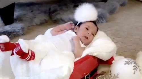 Dream Kardashian ya es modelo: presenta los calcetines de la firma de su padre en Navidad 2016