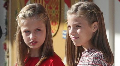 El rojo España de la Princesa Leonor y los desaciertos de Letizia y la Infanta Sofía: los looks de la Hispanidad 2017