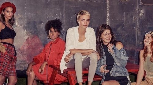 Cara Delevingne presenta las nuevas zapatillas de Puma 'Suede Bow'