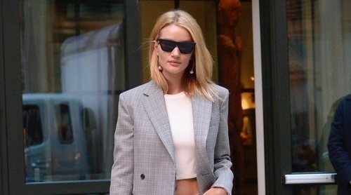 El look de tendencia de Rosie Huntington-Whiteley convertido en low cost. ¡Atrévete a copiarlo!