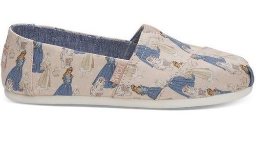 Disney inunda la nueva colección de alpargatas de Toms