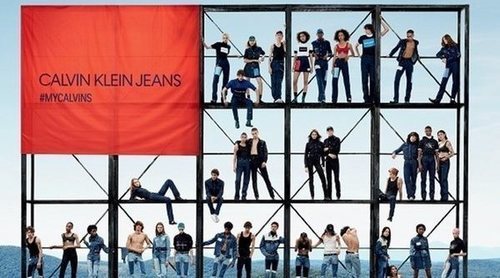 La colección Jeans otoño 2018 de Calvin Klein se inunda de rostros famosos