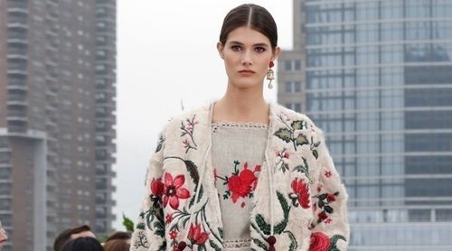 La New York Fashion Week se vuelve más exótica que nunca con Oscar de la Renta y su primavera/verano 2019