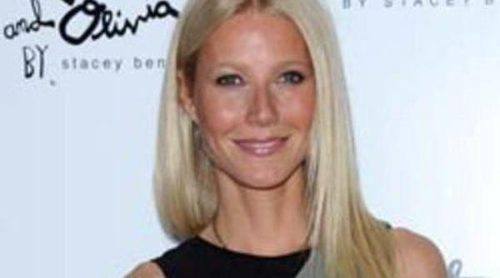 Gwyneth Paltrow prueba suerte como diseñadora de moda