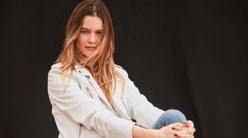 Behati Prinsloo protagoniza la campaña primavera/verano 2019 de Seven For All Mankind