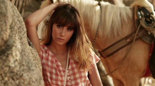 Aitana revela las claves de su estilo en la última colección de Stradivarius