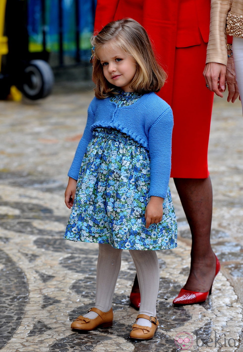 La Infanta Leonor con un vestido de flores