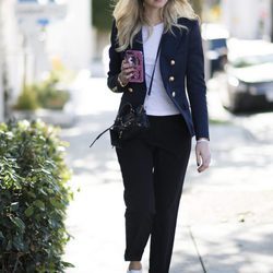 Chiara Ferragni con un look cosmopolita por las calles de Los Ángeles