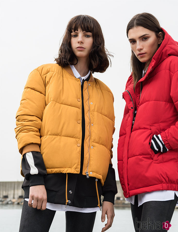 Abrigos acolchados de Pull&Bear invierno 2017