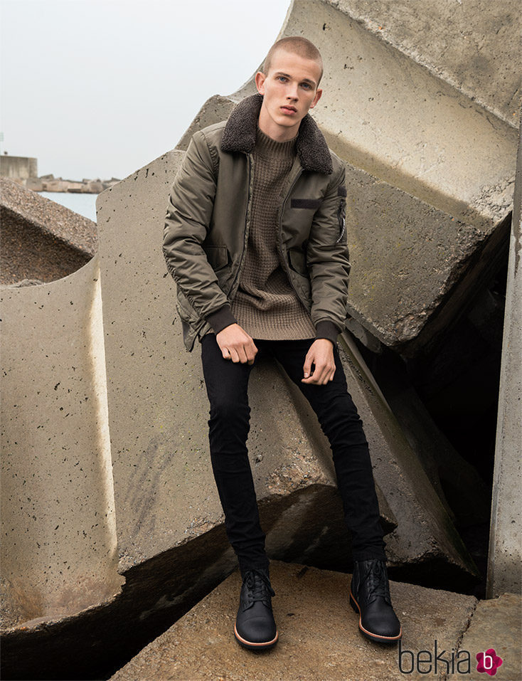 Bomber con borrego de Pull&Bear invierno 2017