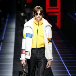 Fendi llena de color la Milán Fashion Week con su otoño/invierno 2017/2018