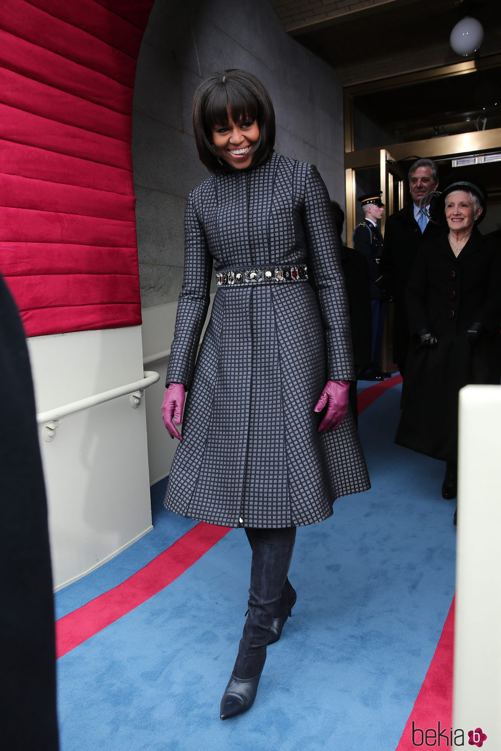 Michelle Obama con un abrigo acampanado en 2009