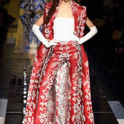 Traje floral de Jean Paul Gaultier primavera/verano 2017 en la Semana de la Alta Costura de París