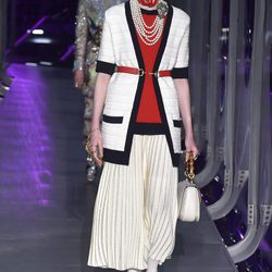 Falda plisada de Gucci otoño/invierno 2017/2018 en la Milán Fashion Week