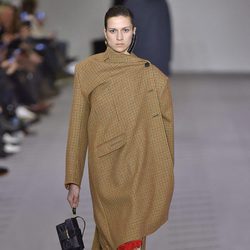 Desfile de Balenciaga otoño/invierno 2017/2018 en Paris Fashion Week