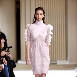 Desfile Giambattista Valli otoño/invierno 2017/2018 en Paris Fashion Week