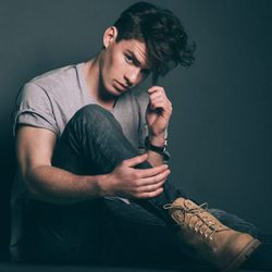 Sesión de fotos de Tyler Clinton, nuevo modelo de la agencia IMG