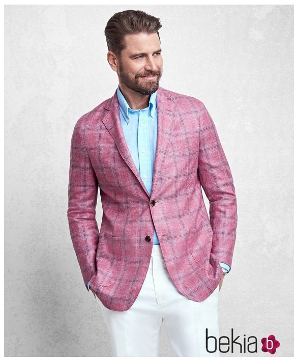 Americana rosa chicle de la colección Golden Fleece de Brooks Brothers primavera/verano 2017